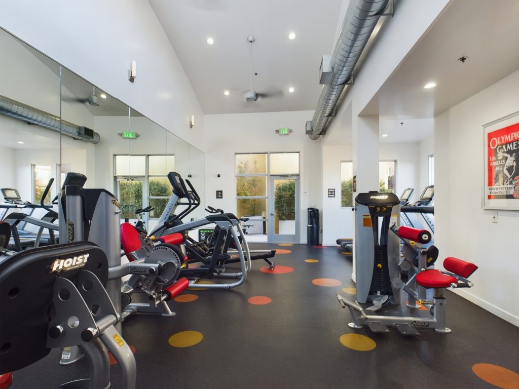 A gym with a plethora of equipment, conveniently located near apartments in Hollywood CA.